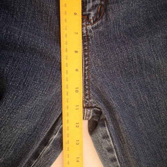 Wind River Ladies Fleece Lined Medium Wash Classic Fit Blue Jeans - Picture 12 of 13